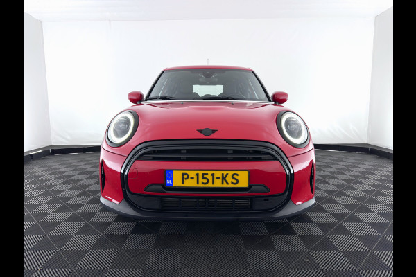 MINI Mini 1.5 Cooper Business Edition (INCL-BTW) *LEATHER-FABRIC | FULL-LED | DIGI-COCKPIT | SPORT-SEATS | AMBIENT-LIGHT | NAVI-FULLMAP | DAB+ | AIRCO | CRUISE | PDC | 16''ALU*