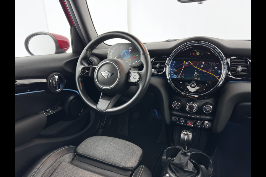 MINI Mini 1.5 Cooper Business Edition (INCL-BTW) *LEATHER-FABRIC | FULL-LED | DIGI-COCKPIT | SPORT-SEATS | AMBIENT-LIGHT | NAVI-FULLMAP | DAB+ | AIRCO | CRUISE | PDC | 16''ALU*