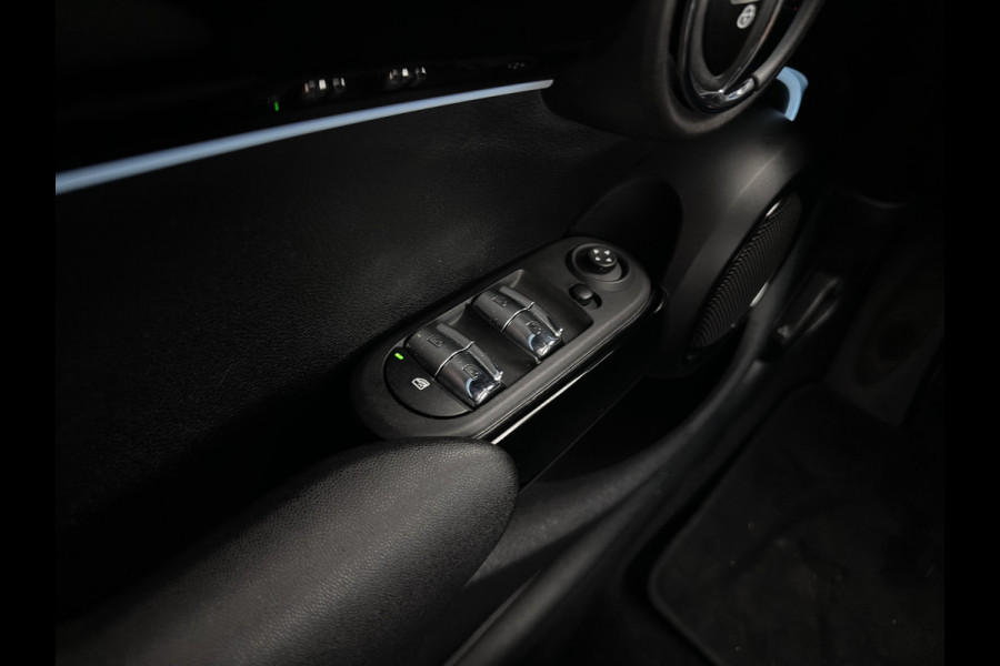 MINI Mini 1.5 Cooper Business Edition (INCL-BTW) *LEATHER-FABRIC | FULL-LED | DIGI-COCKPIT | SPORT-SEATS | AMBIENT-LIGHT | NAVI-FULLMAP | DAB+ | AIRCO | CRUISE | PDC | 16''ALU*