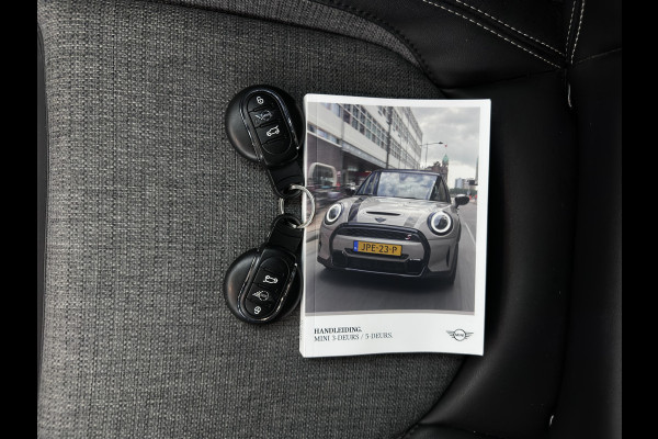MINI Mini 1.5 Cooper Business Edition (INCL-BTW) *LEATHER-FABRIC | FULL-LED | DIGI-COCKPIT | SPORT-SEATS | AMBIENT-LIGHT | NAVI-FULLMAP | DAB+ | AIRCO | CRUISE | PDC | 16''ALU*