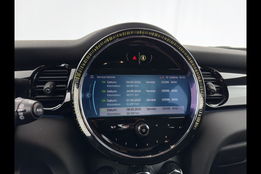 MINI Mini 1.5 Cooper Business Edition (INCL-BTW) *LEATHER-FABRIC | FULL-LED | DIGI-COCKPIT | SPORT-SEATS | AMBIENT-LIGHT | NAVI-FULLMAP | DAB+ | AIRCO | CRUISE | PDC | 16''ALU*