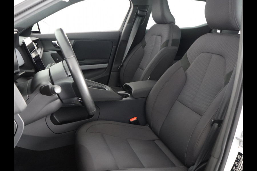 Polestar 2 LONG RANGE (231 PK) ACCU 90%! WLTP BEREIK 511 KM5 GARANTIE TOT 2032* NAVI.APPLE/ANDROID.CAMERA.BIJNA 2022.