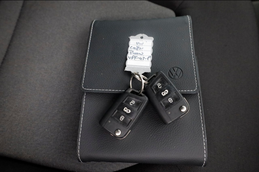 Volkswagen Crafter 35 2.0 TDI 140pk L3H3 (L2H2) DSG-Automaat Comfortline Laadklep 500kg 04-2022 Volkswagen Crafter 35 2.0 TDI 140pk L3H3 (L2H2) DSG-Automaat Comfortline Laadklep 500kg 04-2022