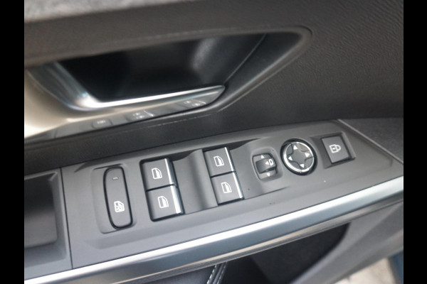 Peugeot E-3008 GT Avantage 210 73 kWh Leder interieur | Focal audio