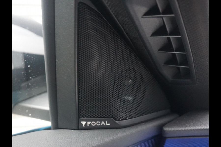 Peugeot E-3008 GT Avantage 210 73 kWh Leder interieur | Focal audio