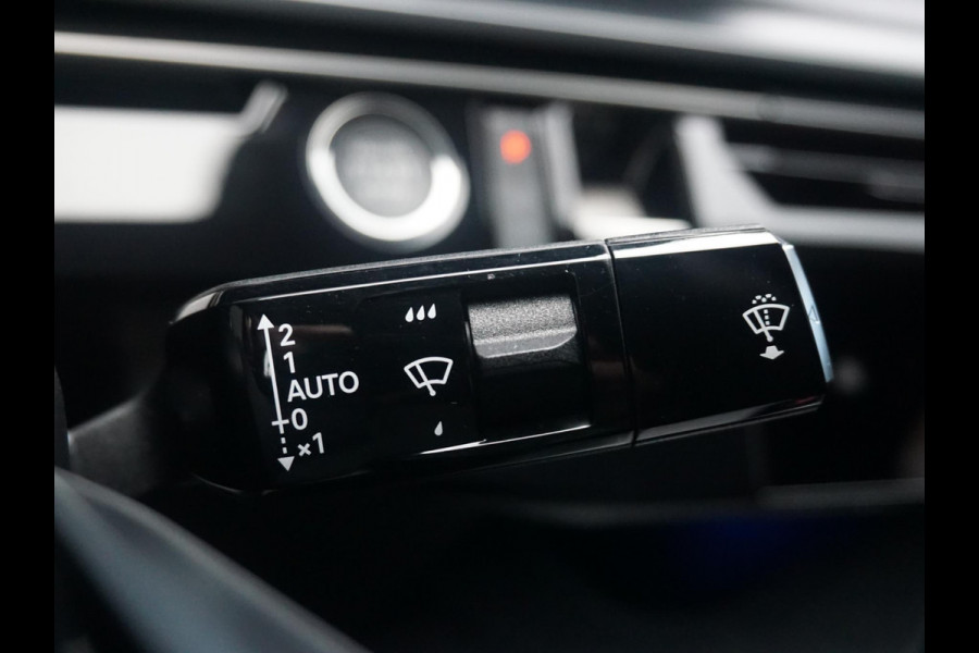Peugeot E-3008 GT Avantage 210 73 kWh Leder interieur | Focal audio