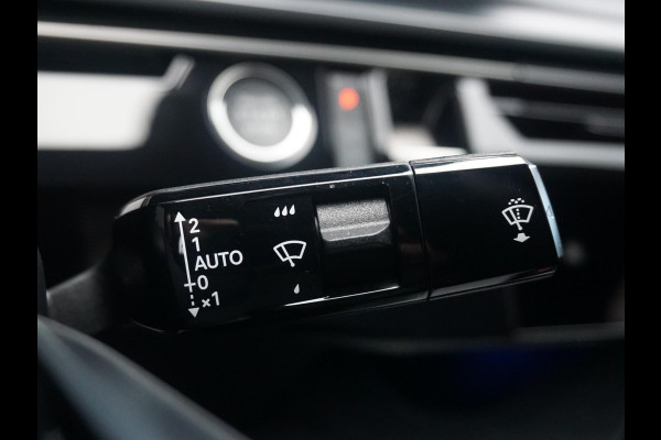 Peugeot E-3008 GT Avantage 210 73 kWh Leder interieur | Focal audio