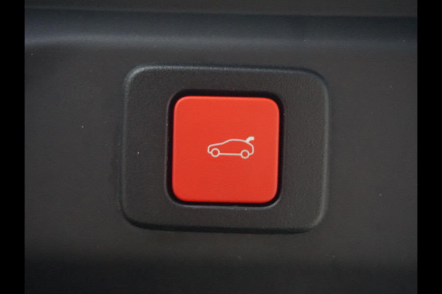 Peugeot E-3008 GT Avantage 210 73 kWh Leder interieur | Focal audio