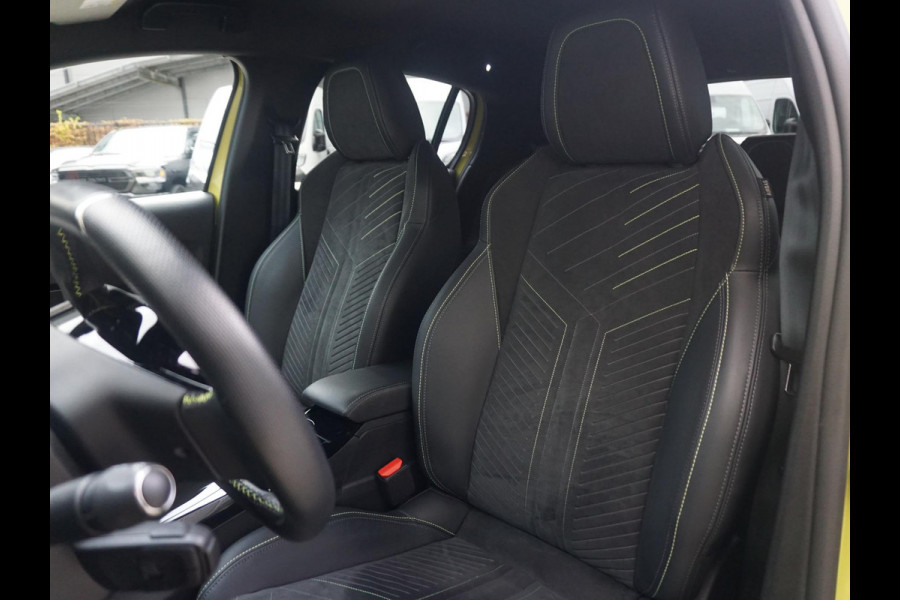 Peugeot e-208 EV GT 51 kWh Leder Alcantara | Stoelverwarming Peugeot e-208 EV GT 51 kWh Leder Alcantara | Stoelverwarming