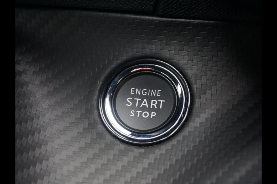 Peugeot e-208 EV GT 51 kWh Leder Alcantara | Stoelverwarming Peugeot e-208 EV GT 51 kWh Leder Alcantara | Stoelverwarming