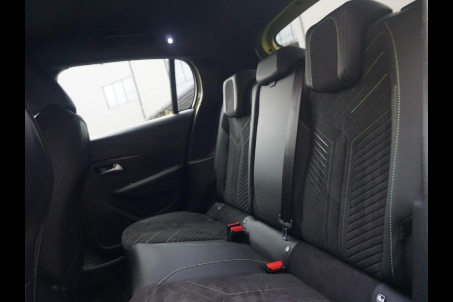 Peugeot e-208 EV GT 51 kWh Leder Alcantara | Stoelverwarming Peugeot e-208 EV GT 51 kWh Leder Alcantara | Stoelverwarming
