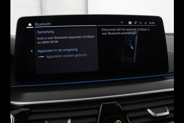 BMW 5 Serie 530e xDrive M Sport | Panoramadak | Harman/Kardon | Stoel & stuurverwarming | Adaptive cruise | Camera | Trekhaak | Carplay | Achterbankverwarming | Live Cockpit | Sportstoelen