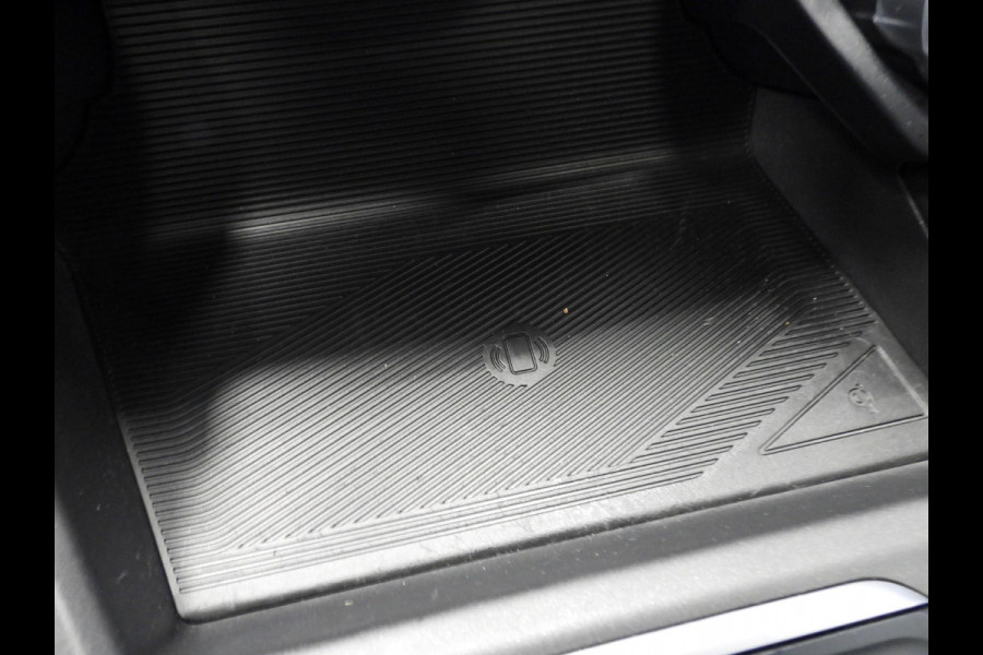 Lynk & Co 01 1.5 PHEV BlackLine NAVI/360CAM/SCHUIFDAK/LED/20"LMV!