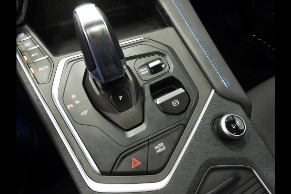 Lynk & Co 01 1.5 PHEV BlackLine NAVI/360CAM/SCHUIFDAK/LED/20"LMV!