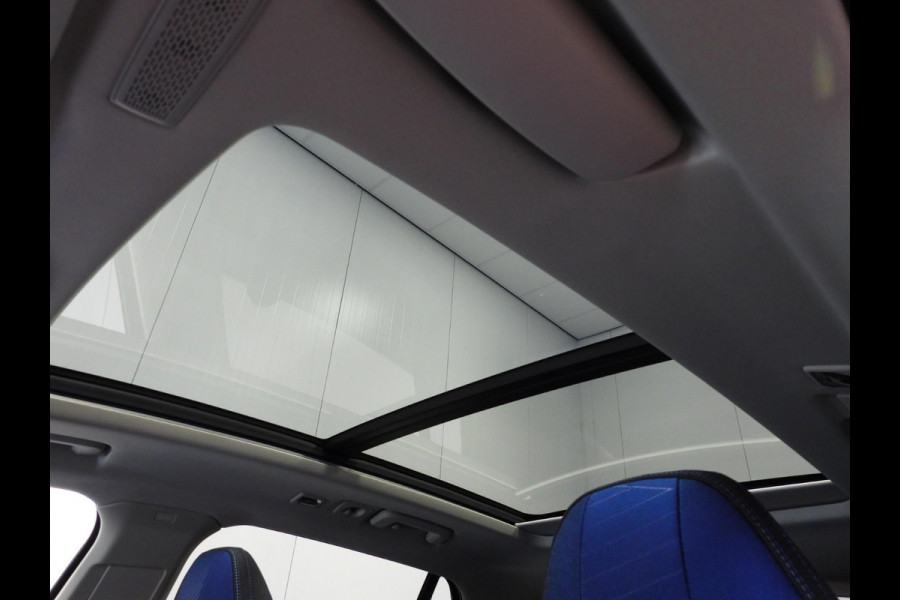 Lynk & Co 01 1.5 PHEV BlackLine NAVI/360CAM/SCHUIFDAK/LED/20"LMV!