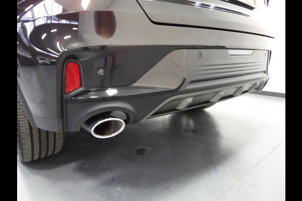 Lynk & Co 01 1.5 PHEV BlackLine NAVI/360CAM/SCHUIFDAK/LED/20"LMV!