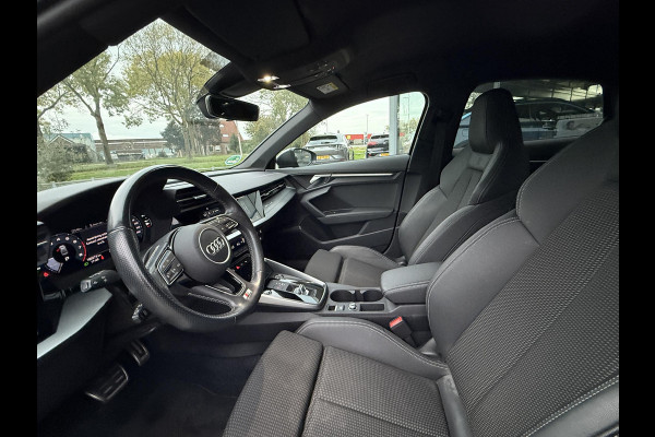 Audi A3 Limousine 30 TFSI S edition | Navi | Virtual | Stoel Verwarming |