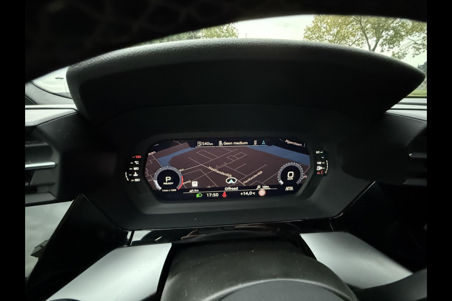 Audi A3 Limousine 30 TFSI S edition | Navi | Virtual | Stoel Verwarming |