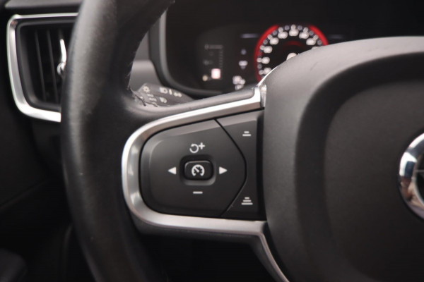 Volvo V90 2.0 D3 Kinetic|Navi Parkpilot Nap Trekhaak Cruise Control Lane Assist ACC Virtual Cockpit