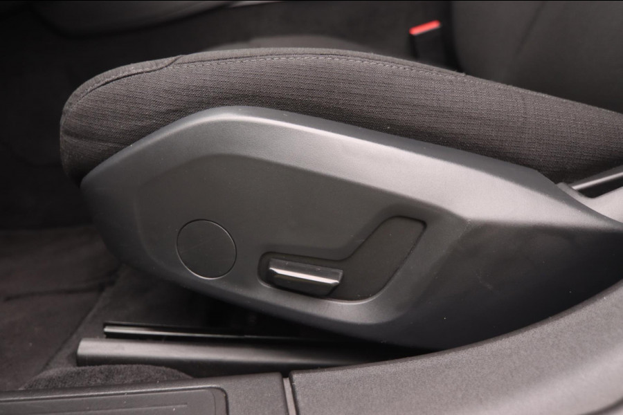 Volvo V90 2.0 D3 Kinetic|Navi Parkpilot Nap Trekhaak Cruise Control Lane Assist ACC Virtual Cockpit