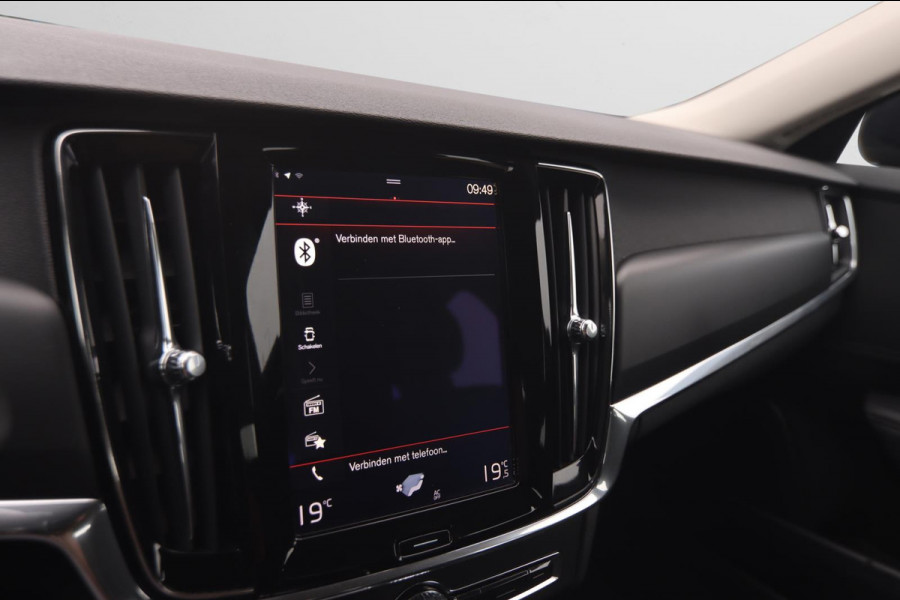 Volvo V90 2.0 D3 Kinetic|Navi Parkpilot Nap Trekhaak Cruise Control Lane Assist ACC Virtual Cockpit