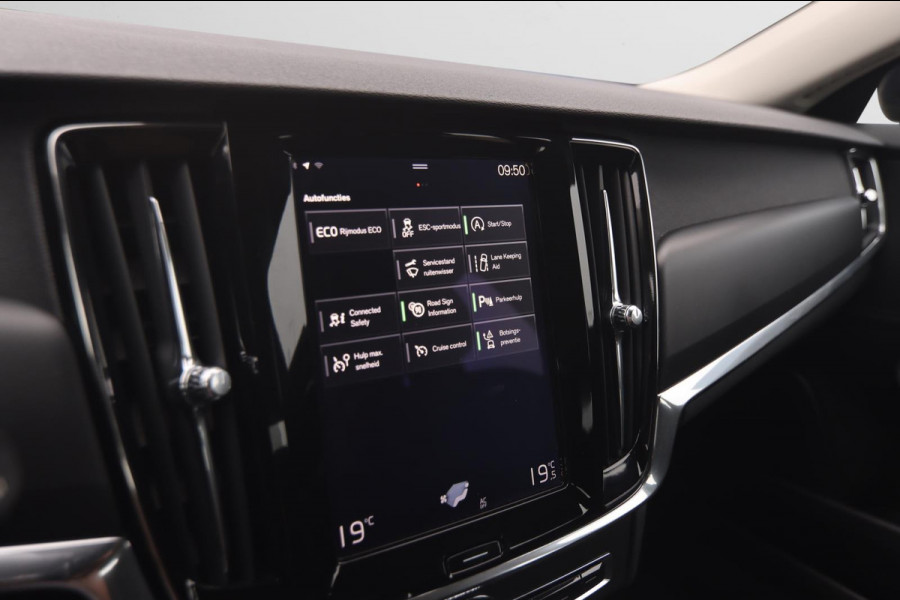 Volvo V90 2.0 D3 Kinetic|Navi Parkpilot Nap Trekhaak Cruise Control Lane Assist ACC Virtual Cockpit