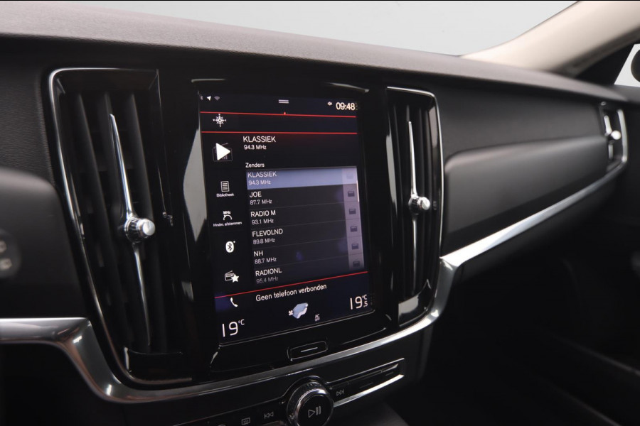 Volvo V90 2.0 D3 Kinetic|Navi Parkpilot Nap Trekhaak Cruise Control Lane Assist ACC Virtual Cockpit