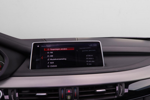 BMW X5 XDrive35i High Executive M-sport| Camera Pano X-Drive Trekhaak Digitale Cockpit ShadowLine Comfortstoelen Stoelverw.