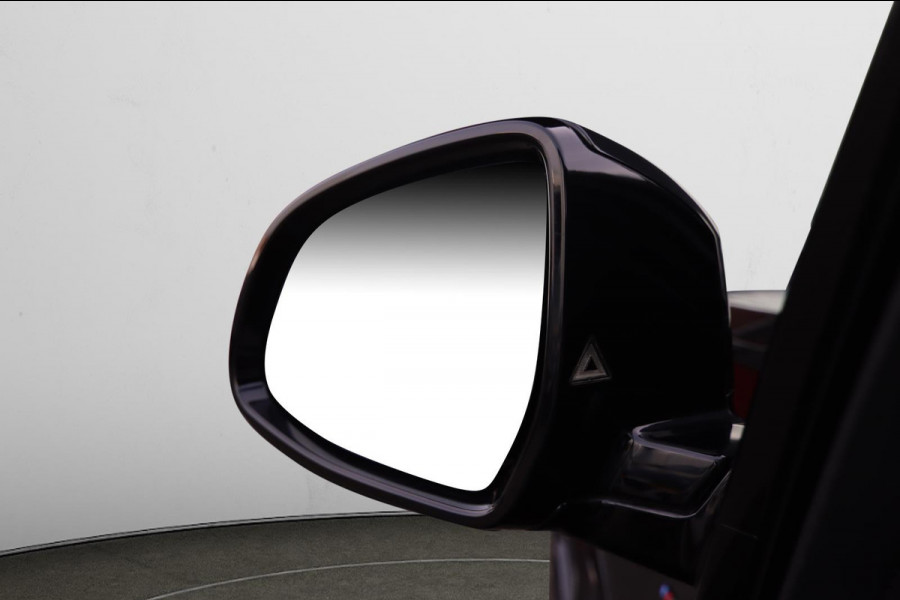 BMW X5 XDrive35i High Executive M-sport| Camera Pano X-Drive Trekhaak Digitale Cockpit ShadowLine Comfortstoelen Stoelverw.