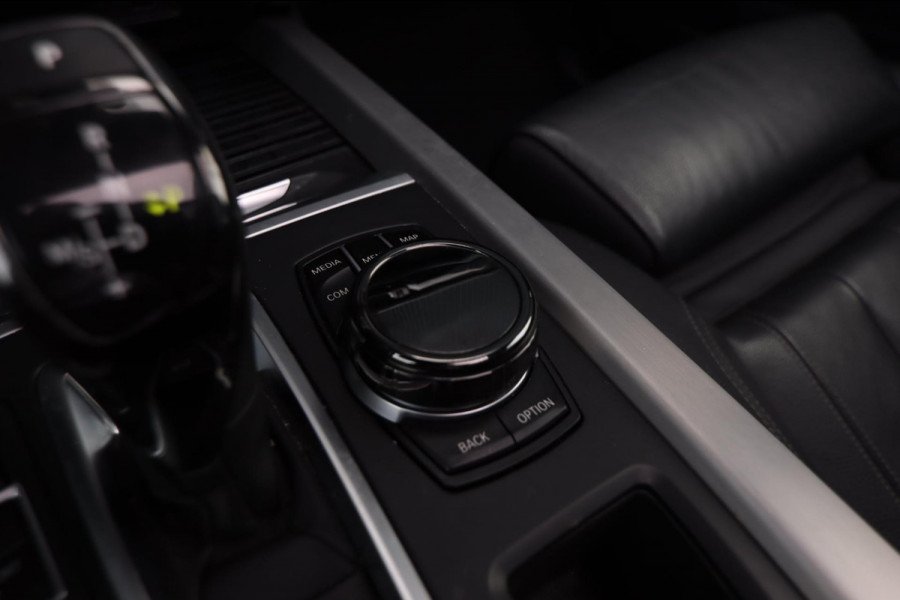 BMW X5 XDrive35i High Executive M-sport| Camera Pano X-Drive Trekhaak Digitale Cockpit ShadowLine Comfortstoelen Stoelverw.