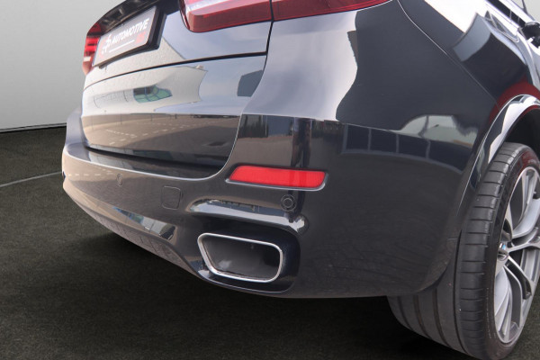 BMW X5 XDrive35i High Executive M-sport| Camera Pano X-Drive Trekhaak Digitale Cockpit ShadowLine Comfortstoelen Stoelverw.