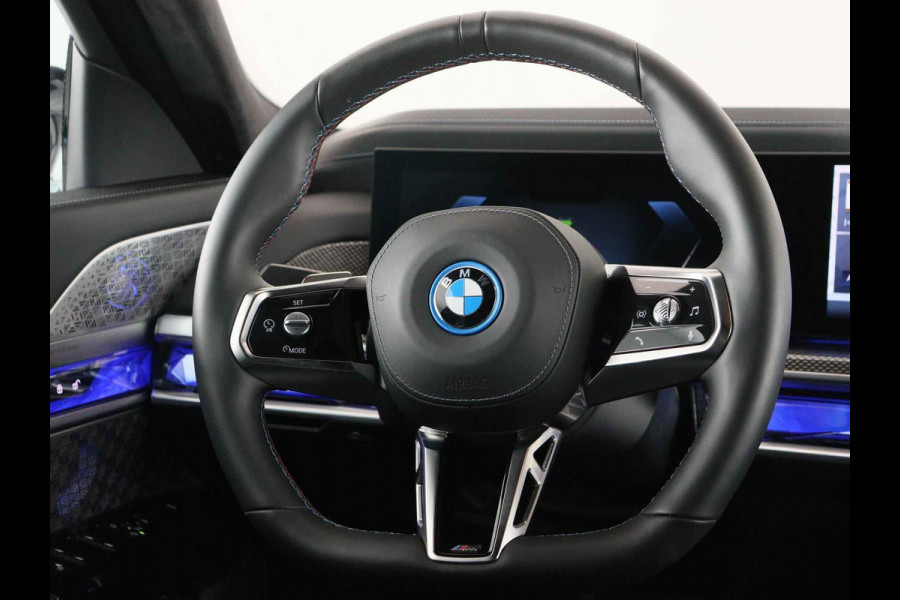 BMW i7 BMW i7 M70 xDrive | Individual uitvoering | 2023| BTW-auto | Volledige fabrieksgarantie BMW i7 BMW i7 M70 xDrive | Individual uitvoering | 2023| BTW-auto | Volledige fabrieksgarantie