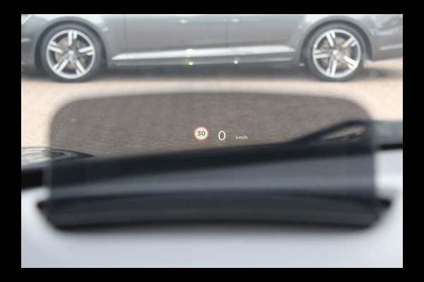 MINI Mini Electric Yours 33 kWh / Full option! / Panoramadak / Camera / Head-up / Leder / Harman Kardon / Keyless / 17'' / CarPlay / Stoelverwarming / Matrix LED / DAB / Cruise Control