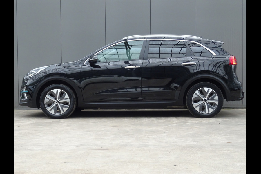 Kia e-Niro ExecutiveLine 64 kWh * LEER * TREKHAAK * 474 KM ACCU RANGE !!