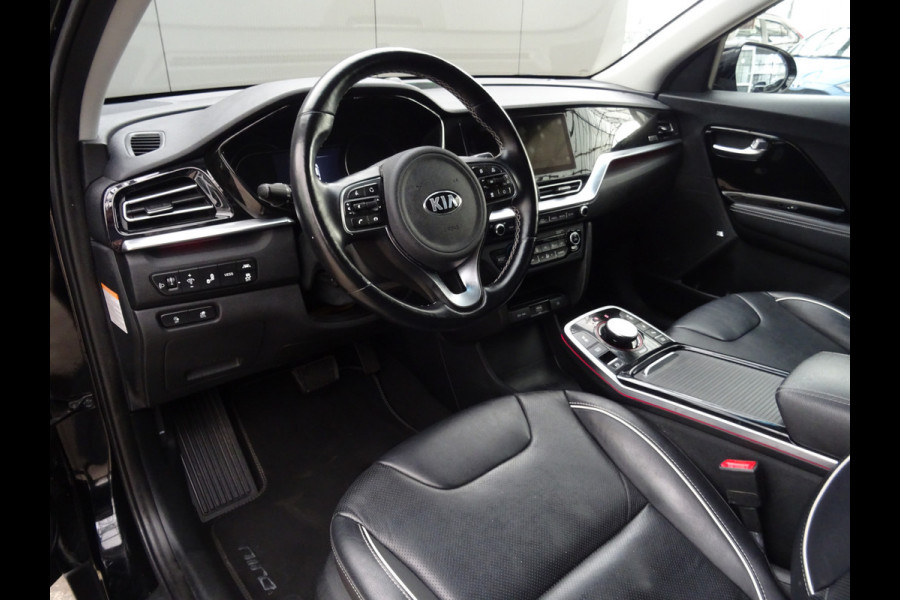 Kia e-Niro ExecutiveLine 64 kWh * LEER * TREKHAAK * 474 KM ACCU RANGE !!