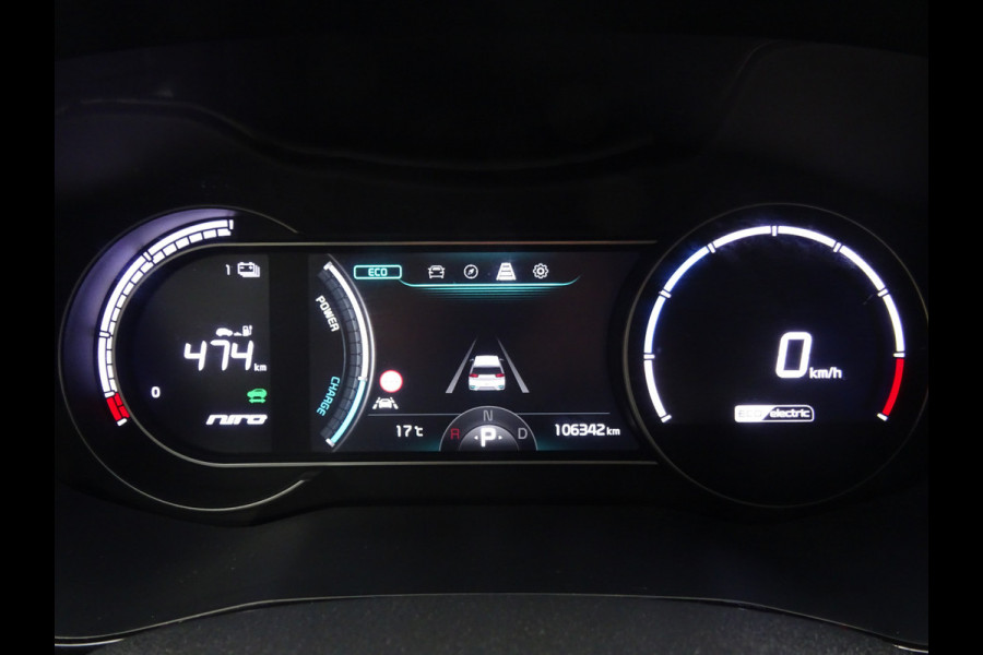 Kia e-Niro ExecutiveLine 64 kWh * LEER * TREKHAAK * 474 KM ACCU RANGE !!