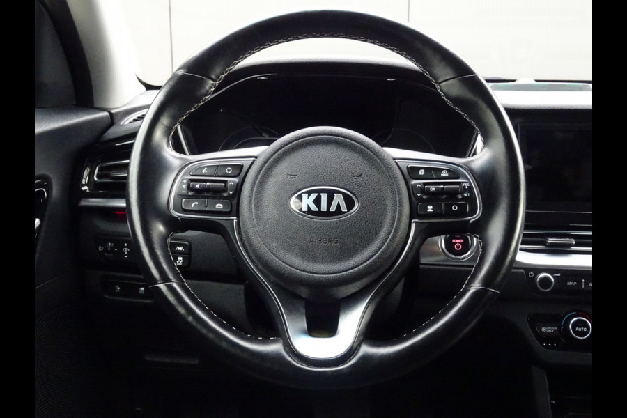 Kia e-Niro ExecutiveLine 64 kWh * LEER * TREKHAAK * 474 KM ACCU RANGE !!