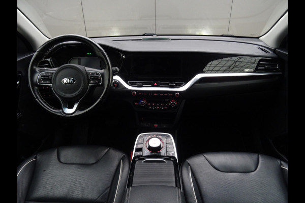 Kia e-Niro ExecutiveLine 64 kWh * LEER * TREKHAAK * 474 KM ACCU RANGE !!