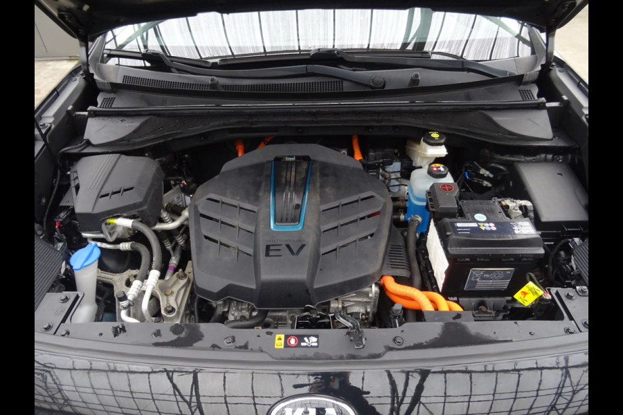Kia e-Niro ExecutiveLine 64 kWh * LEER * TREKHAAK * 474 KM ACCU RANGE !!