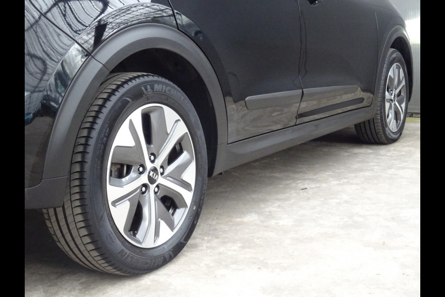 Kia e-Niro ExecutiveLine 64 kWh * LEER * TREKHAAK * 474 KM ACCU RANGE !!