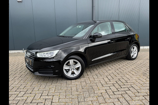 Audi A1 Sportback 1.0 TFSI Pro Line * Stoelverwarming * Led * Lichtmetalen Velgen Audi A1 Sportback 1.0 TFSI Pro Line * Stoelverwarming * Led * Lichtmetalen Velgen