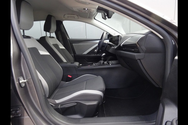 Opel Astra Sports Tourer 1.2 Turbo * PDC * CARPLAY * TREKHAAK !!