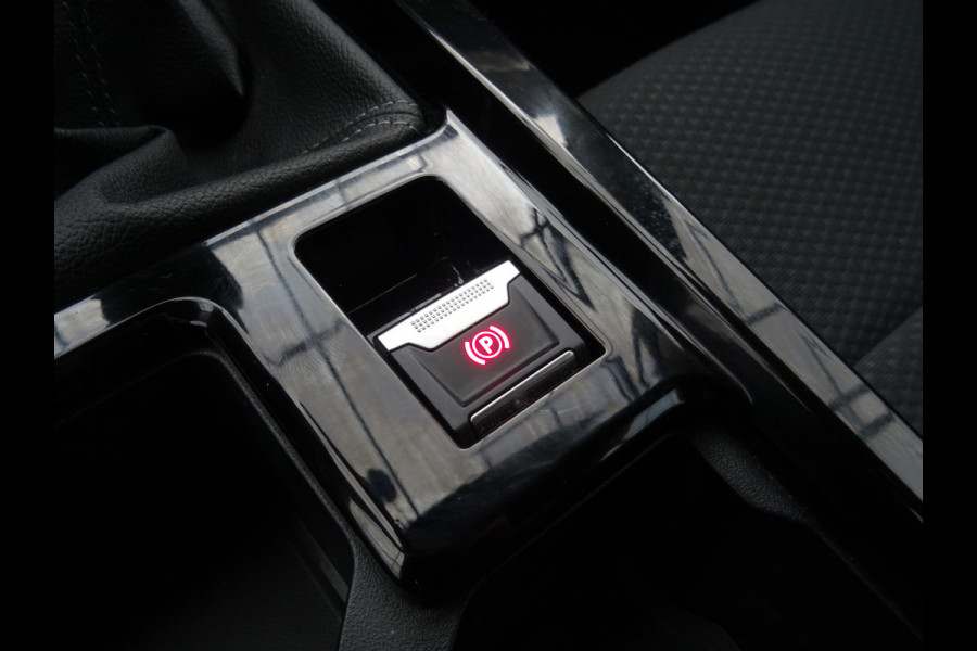 Opel Astra Sports Tourer 1.2 Turbo * PDC * CARPLAY * TREKHAAK !!