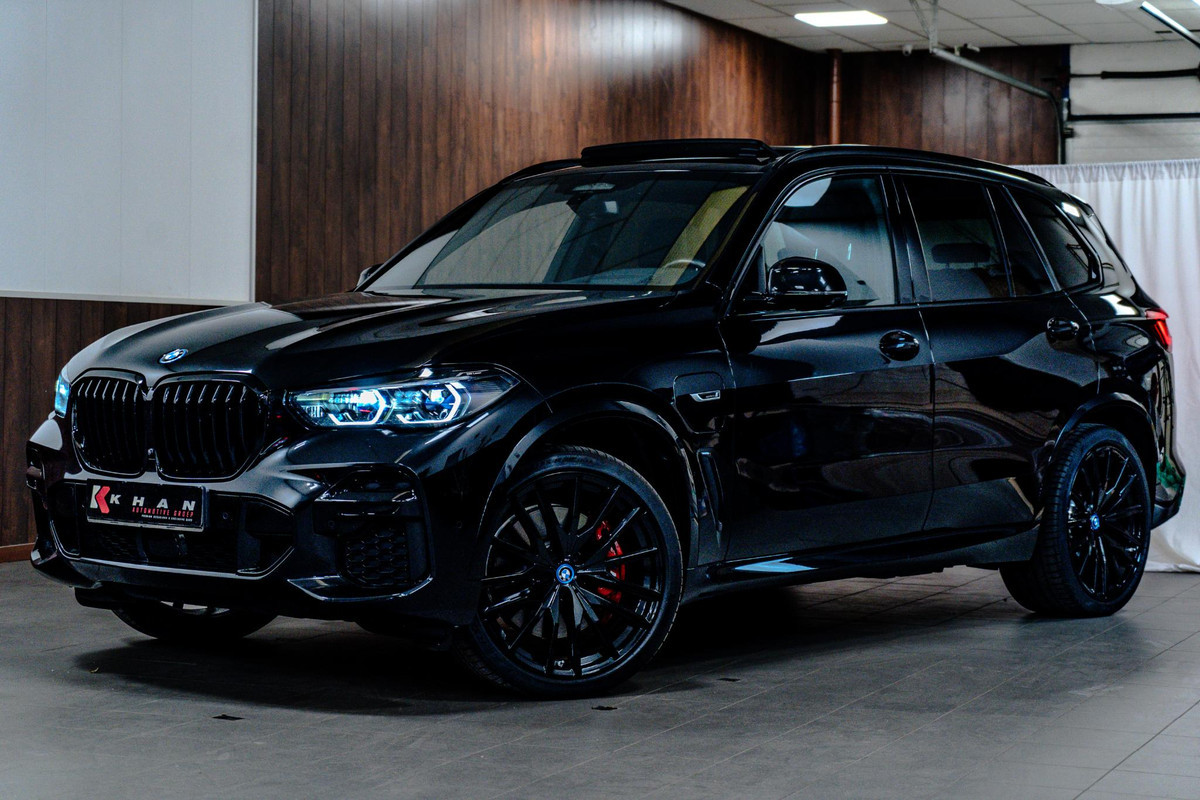 BMW X5 xDrive45e High Executive Achteras|Pano|LuchtV|360º|22inch|M-Sport
