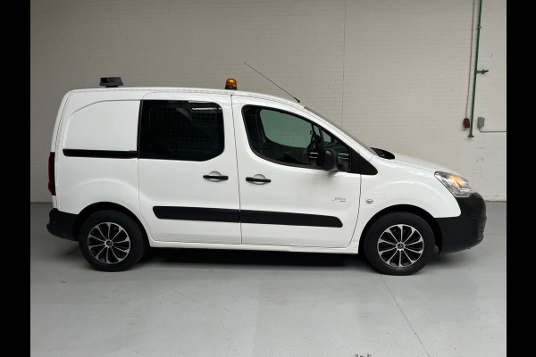 Citroën Berlingo AUTOMAAT SERVICEWAGEN 1.6 BlueHDI 100PK euro6 S&S, Bott kast, V230 Omvormer, Standkachel, Trekhaak, RIJKLAARPRIJS Citroën Berlingo AUTOMAAT SERVICEWAGEN 1.6 BlueHDI 100PK euro6 S&S, Bott kast, V230 Omvormer, Standkachel, Trekhaak, RIJKLAARPRIJS