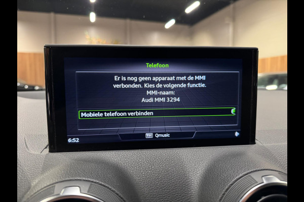 Audi Q2 35 TFSI 150PK S-Line, Virtual Cockpit, Apple Carplay, Android Auto, PDC, Clima, Cruise, Private Glas, Dealer Onderhouden Audi Q2 35 TFSI 150PK S-Line, Virtual Cockpit, Apple Carplay, Android Auto, PDC, Clima, Cruise, Private Glas, Dealer Onderhouden