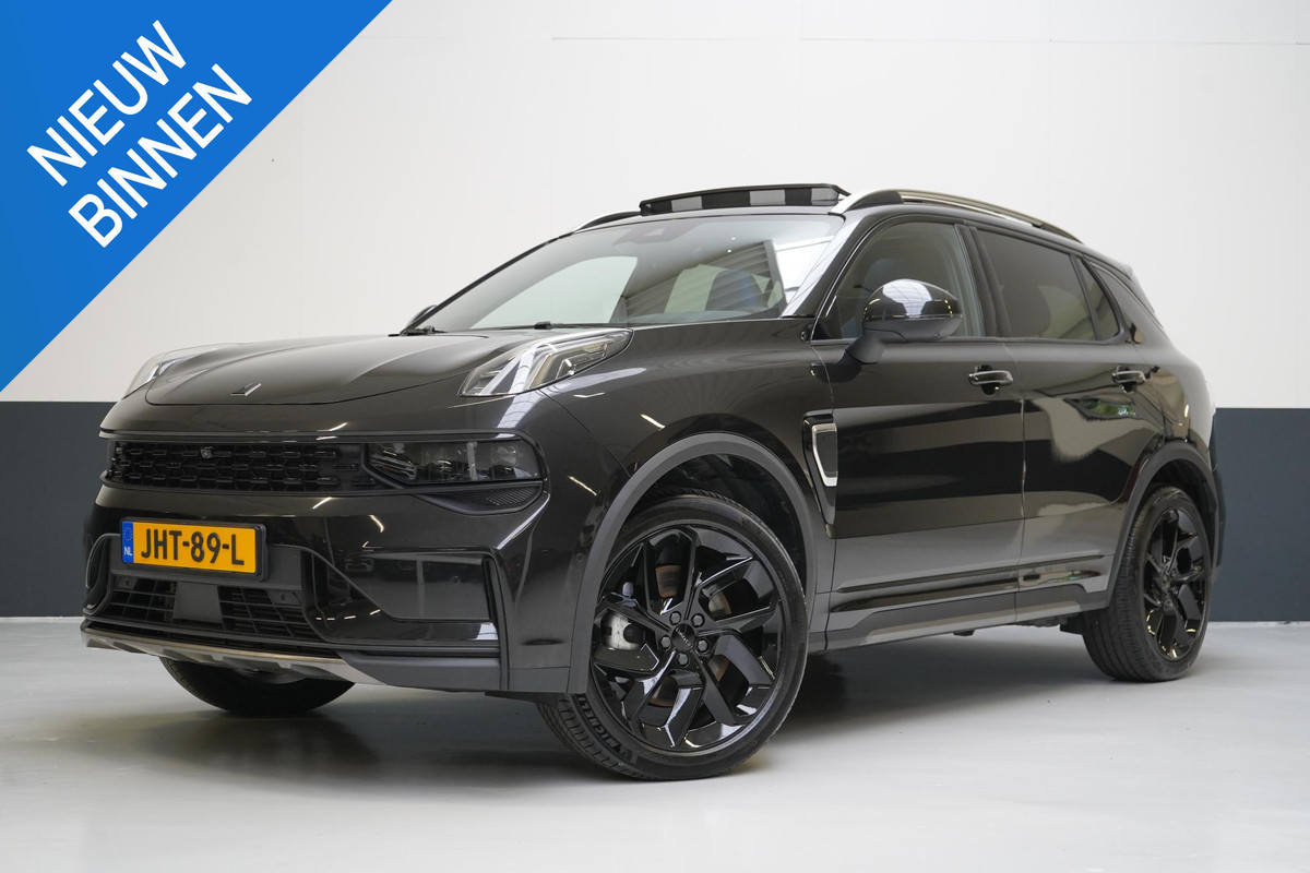 Lynk & Co 01 1.5 | Zwart optiek | Panoramadak | Navigatie | Memory | Apple CarPlay Lynk & Co 01 1.5 | Zwart optiek | Panoramadak | Navigatie | Memory | Apple CarPlay