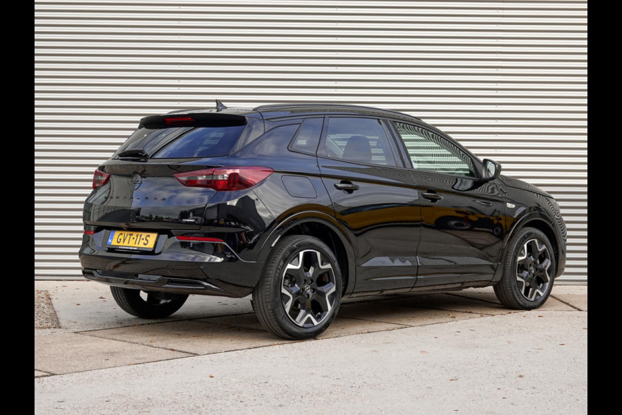 Opel Grandland 1.2 Turbo Hybrid GS Leder interieur Opel Grandland 1.2 Turbo Hybrid GS Leder interieur