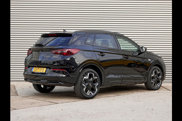 Opel Grandland 1.2 Turbo Hybrid GS Leder interieur Opel Grandland 1.2 Turbo Hybrid GS Leder interieur