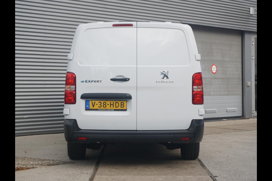 Peugeot e-Expert L3 75 kWh | navi incl. Apple Carplay | camera | Comfort tussenschot | airco | cruise control | rijklaarprijs